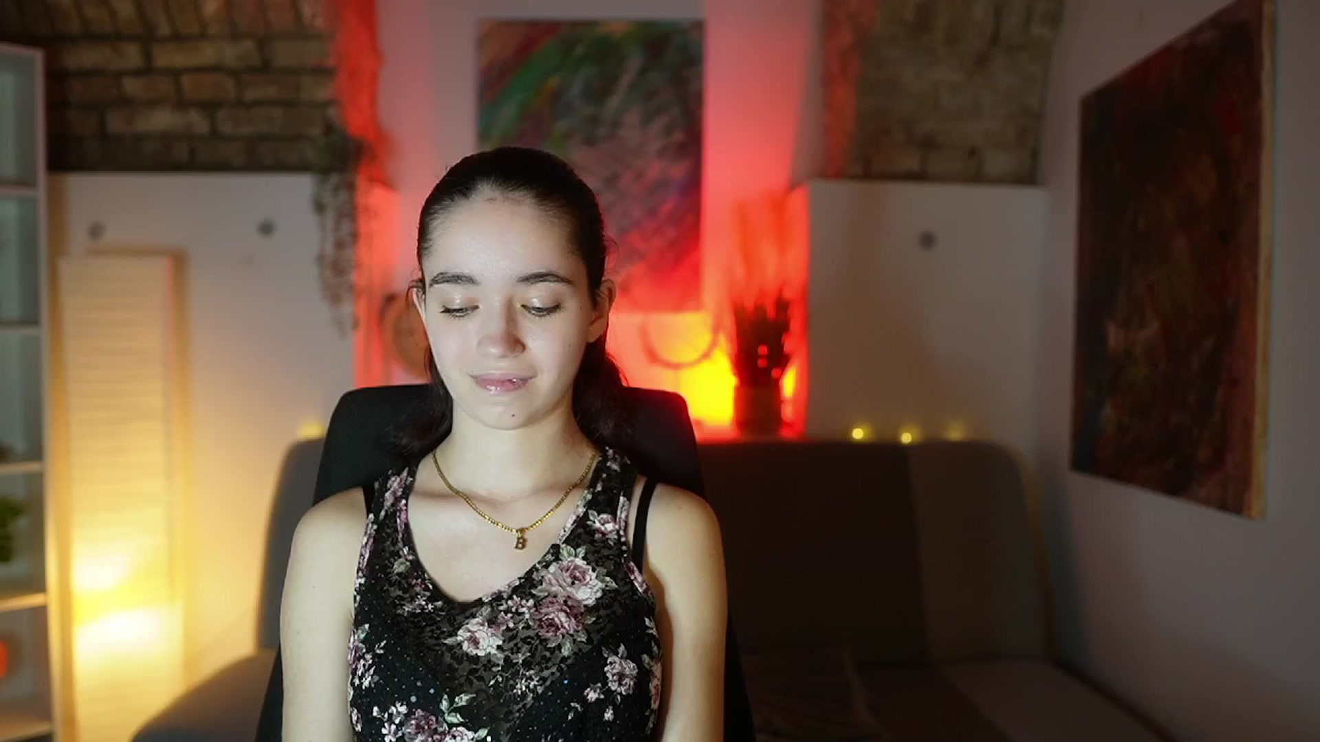 Gallery image thumbnail from Gia_Paige18's myfreecams stream on, 03/01/2025, 18:04 image 16 of 20