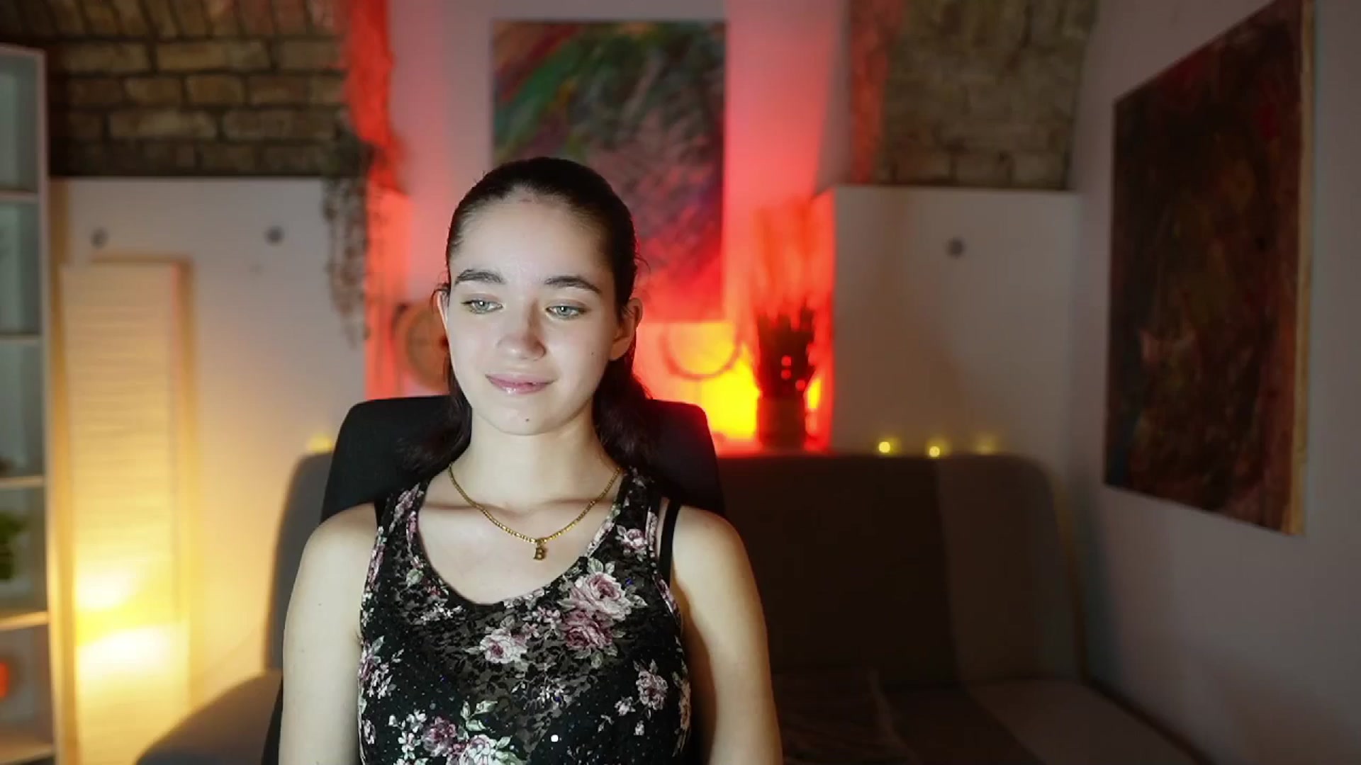 Gallery image thumbnail from Gia_Paige18's myfreecams stream on, 03/01/2025, 18:04 image 20 of 20