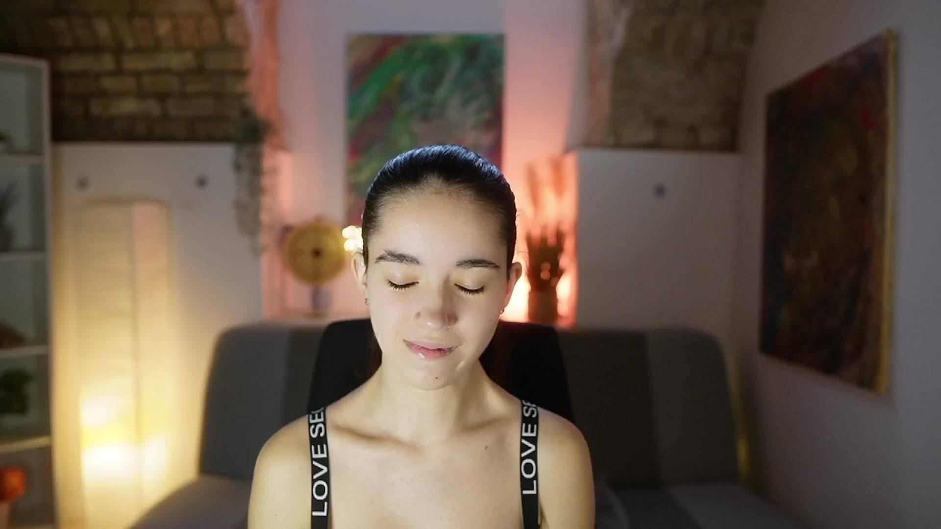 Gallery image thumbnail from Gia_Paige18's myfreecams stream on, 03/13/2025, 13:57 image 3 of 20