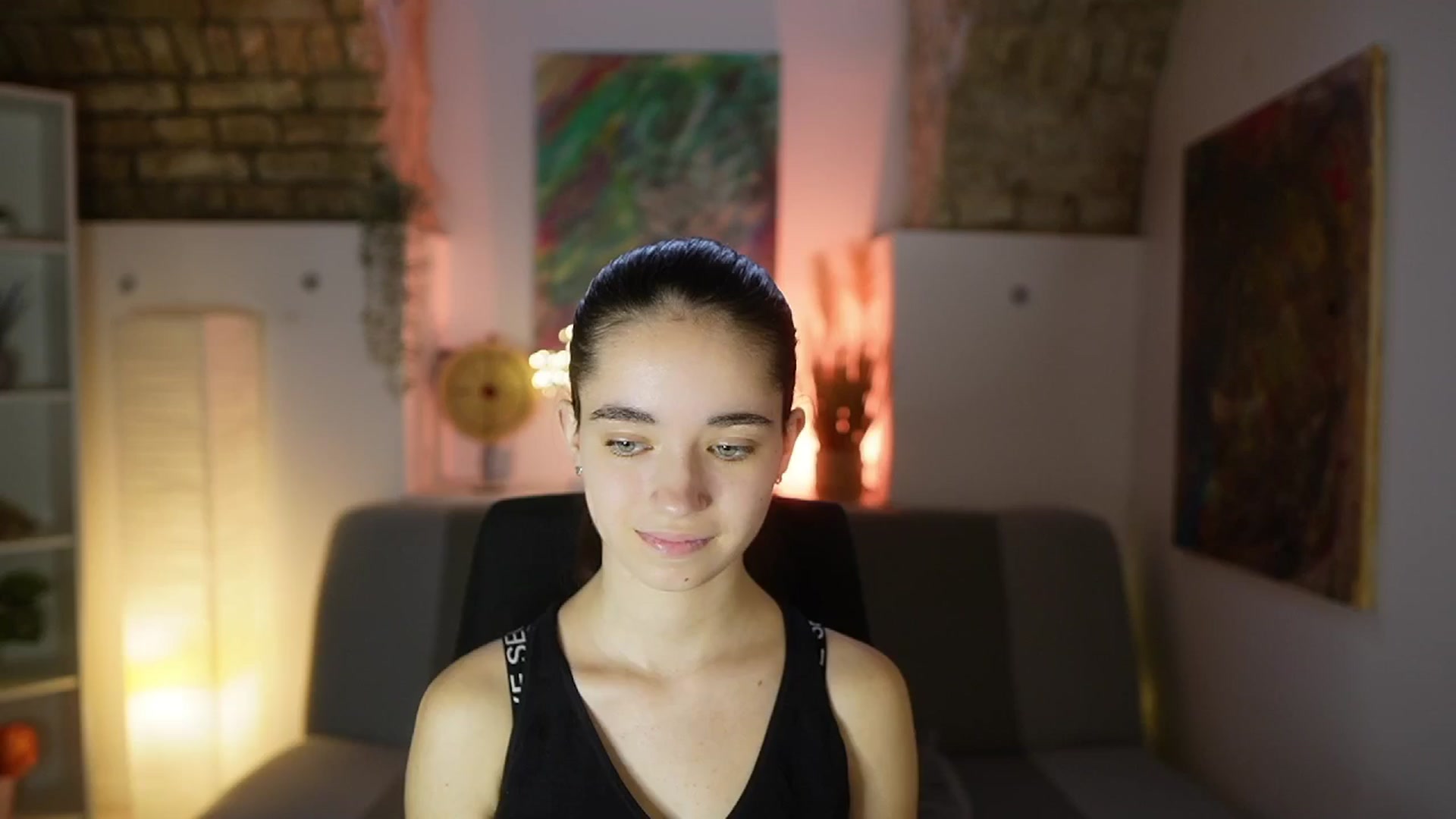 Gallery image thumbnail from Gia_Paige18's myfreecams stream on, 03/13/2025, 13:57 image 6 of 20