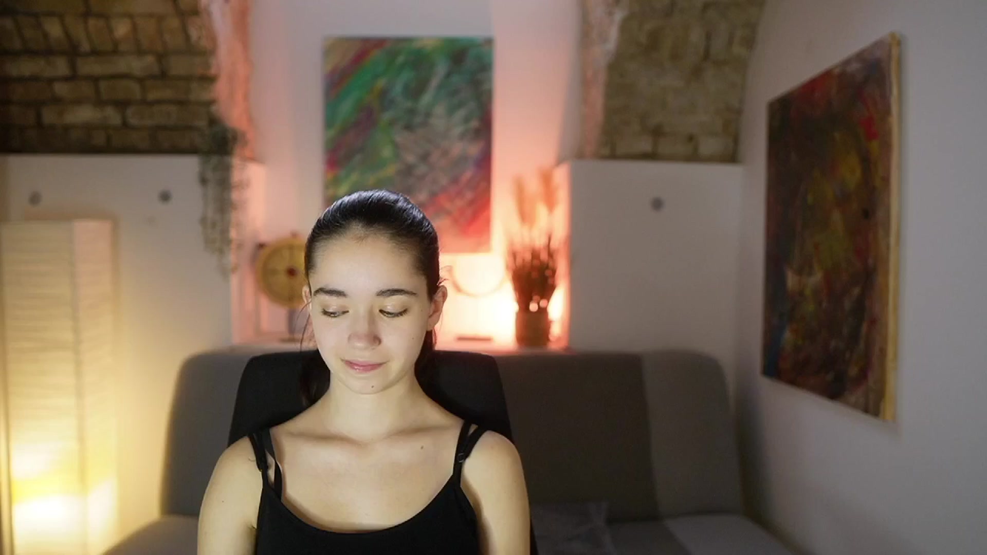 Gallery image thumbnail from Gia_Paige18's myfreecams stream on, 03/20/2025, 11:03 image 12 of 20