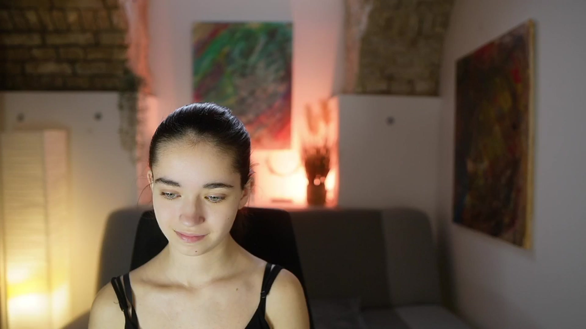 Gallery image thumbnail from Gia_Paige18's myfreecams stream on, 03/20/2025, 11:03 image 17 of 20