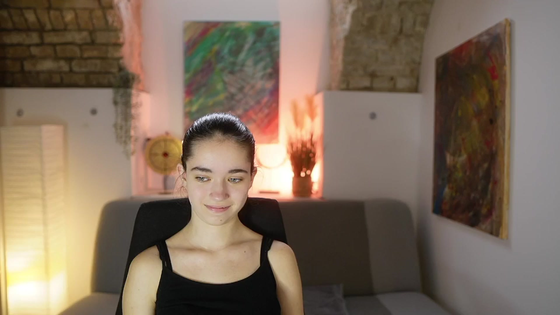 Gallery image thumbnail from Gia_Paige18's myfreecams stream on, 03/20/2025, 13:29 image 6 of 20