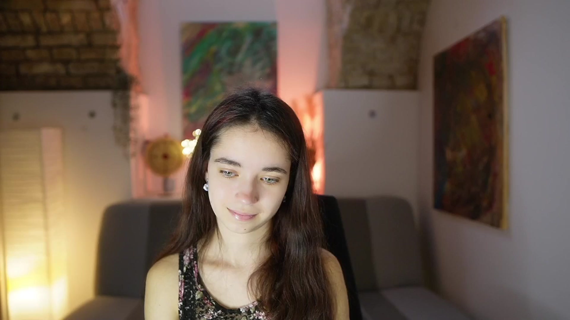 Gallery image thumbnail from Gia_Paige18's myfreecams stream on, 03/21/2025, 10:32 image 9 of 20