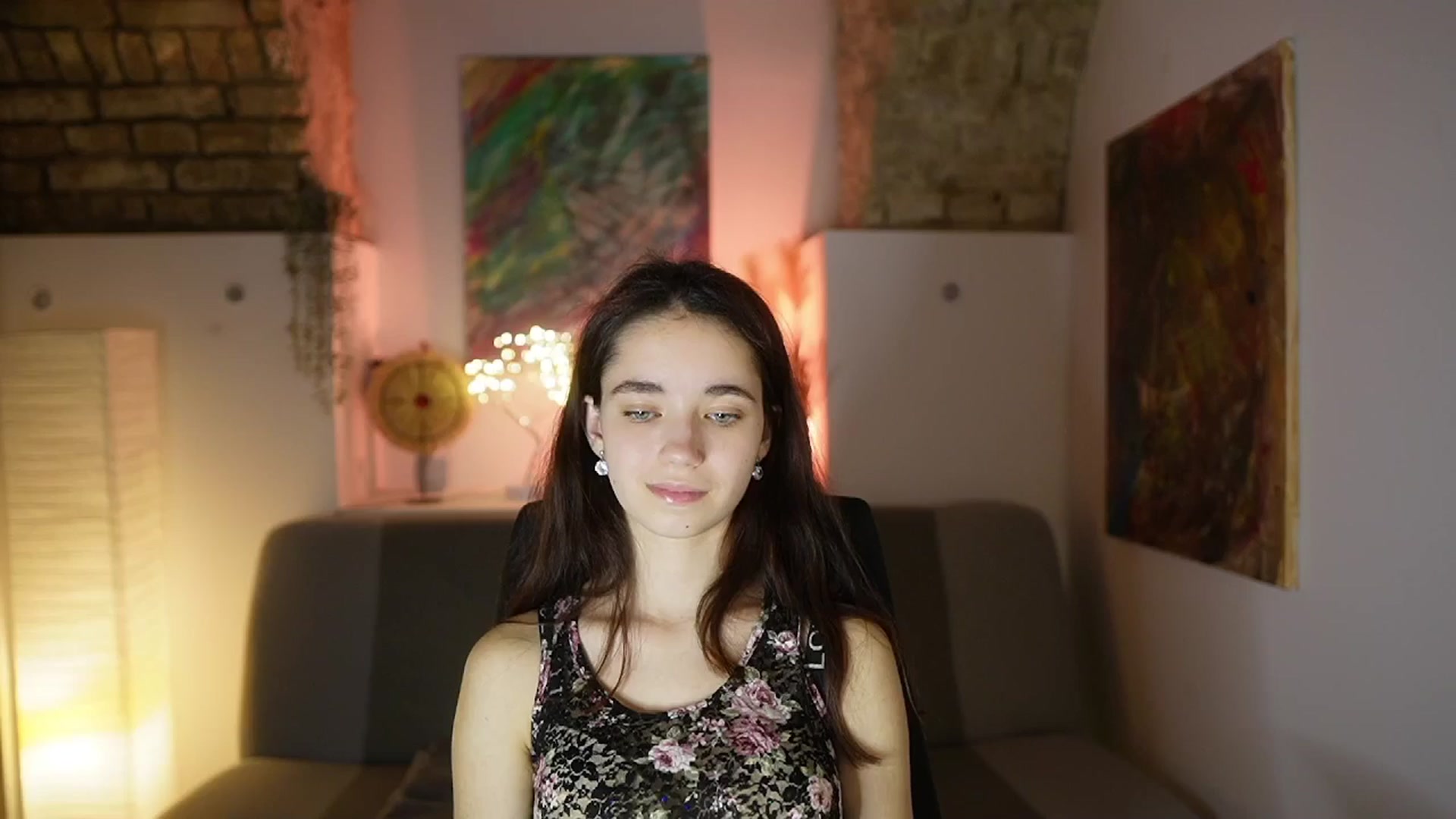 Gallery image thumbnail from Gia_Paige18's myfreecams stream on, 03/21/2025, 17:10 image 14 of 20