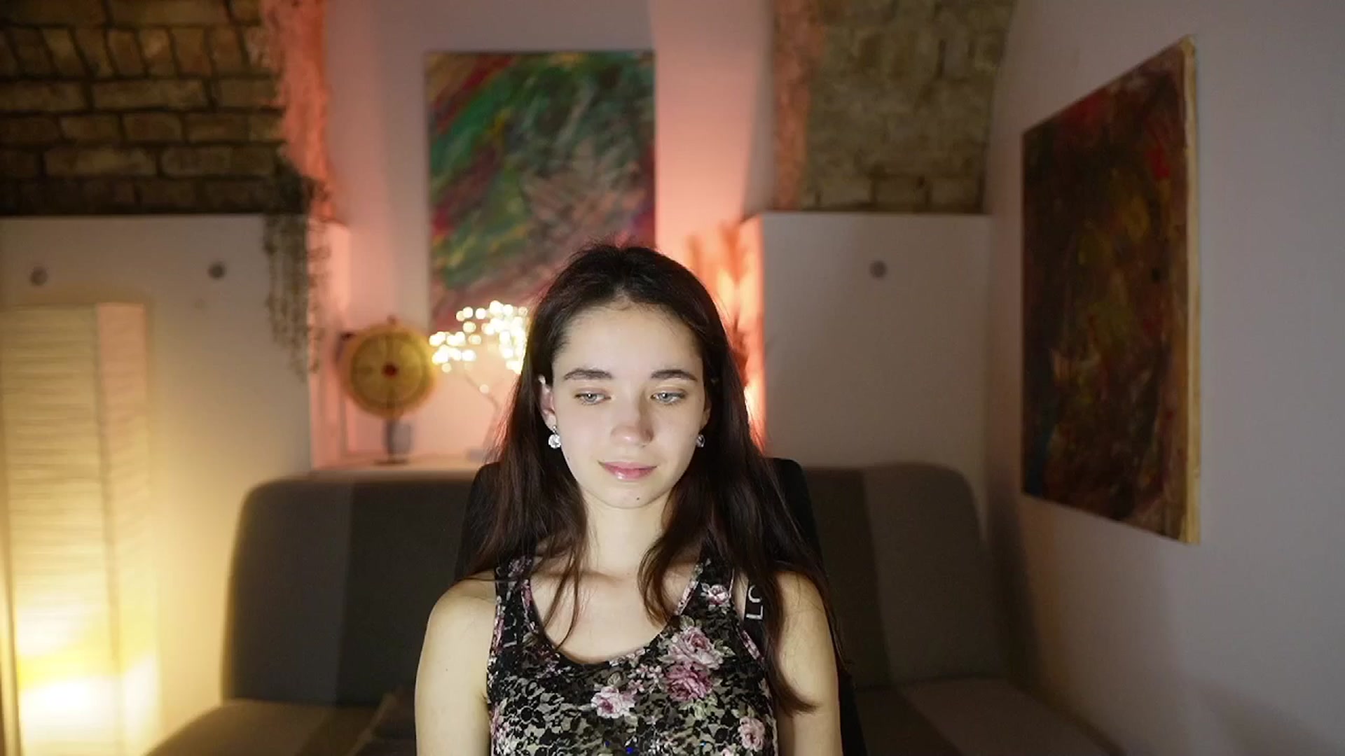 Gallery image thumbnail from Gia_Paige18's myfreecams stream on, 03/21/2025, 17:10 image 15 of 20