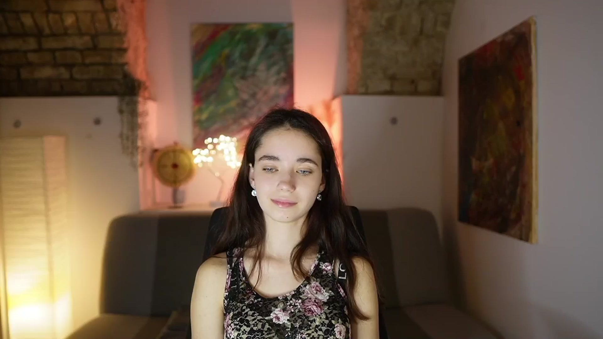 Gallery image thumbnail from Gia_Paige18's myfreecams stream on, 03/21/2025, 17:10 image 16 of 20