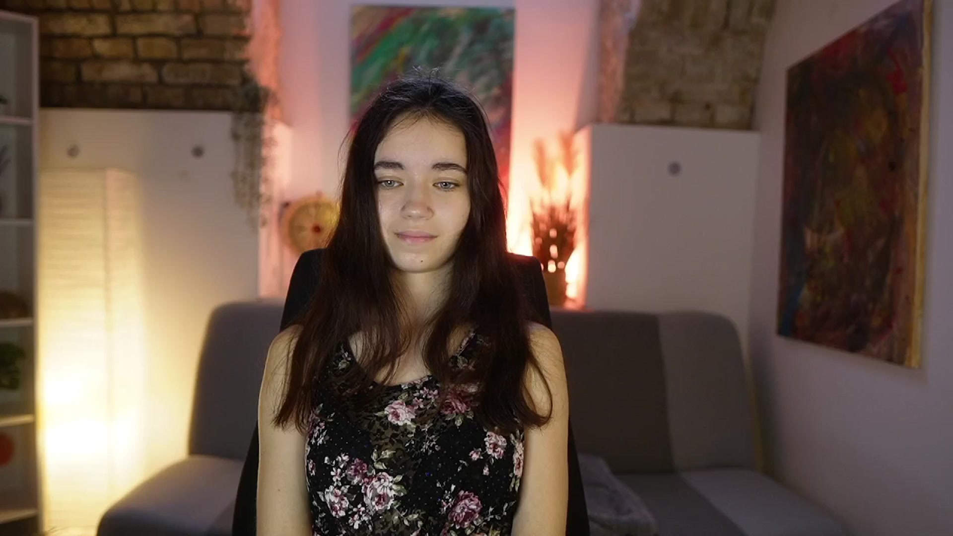 Gallery image thumbnail from Gia_Paige18's myfreecams stream on, 03/31/2025, 09:09 image 11 of 20