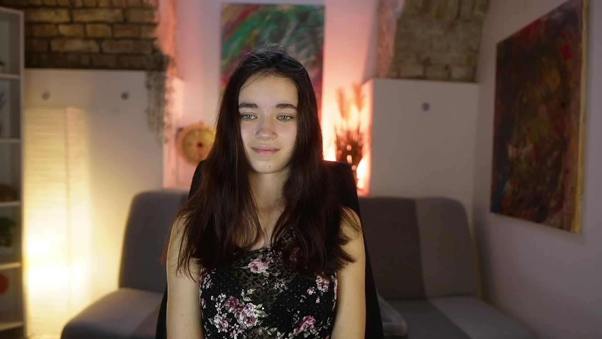 Gallery image thumbnail from Gia_Paige18's myfreecams stream on, 03/31/2025, 12:01 image 17 of 20