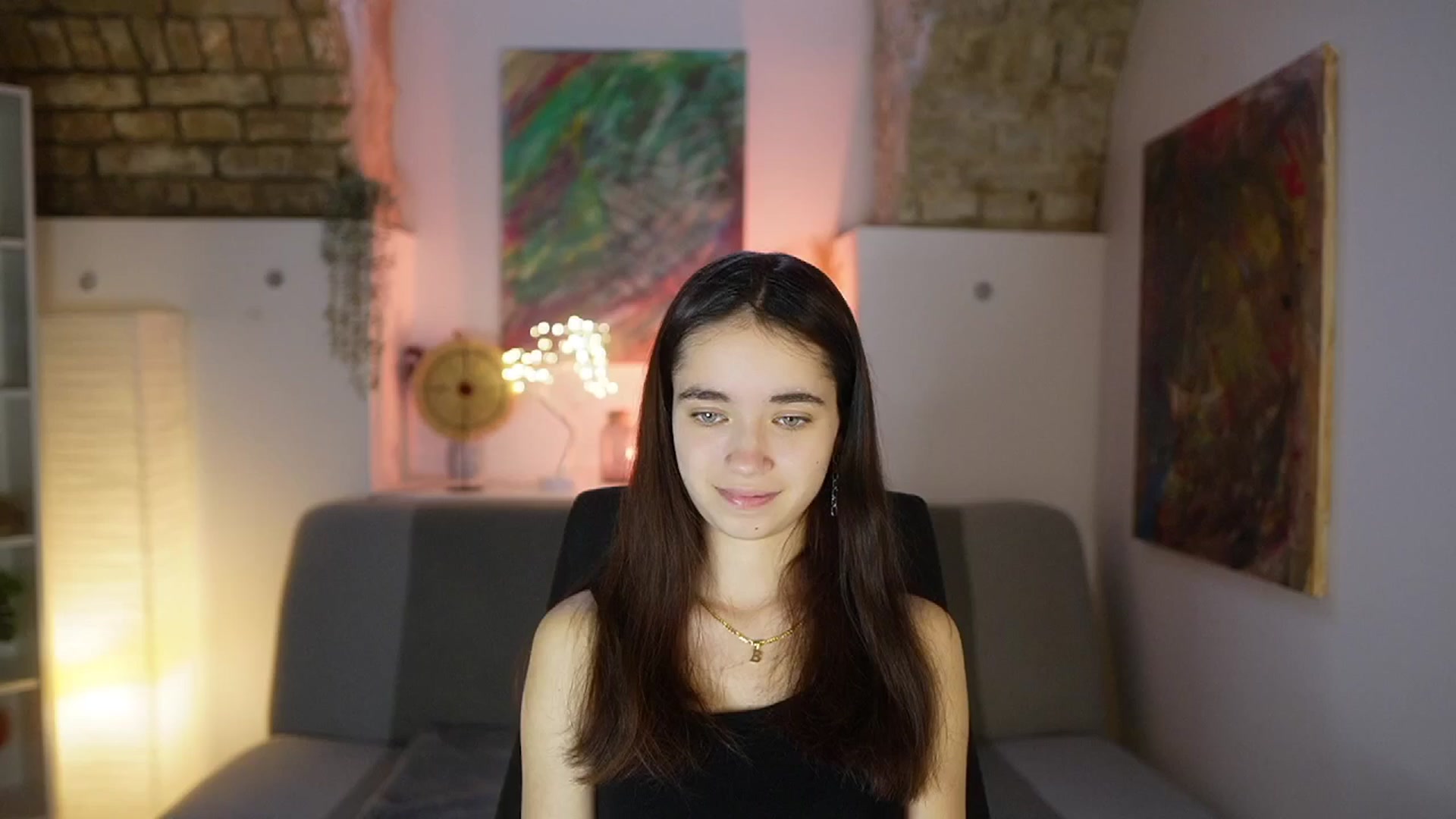 Gallery image thumbnail from Gia_Paige18's myfreecams stream on, 04/07/2025, 08:59 image 1 of 20
