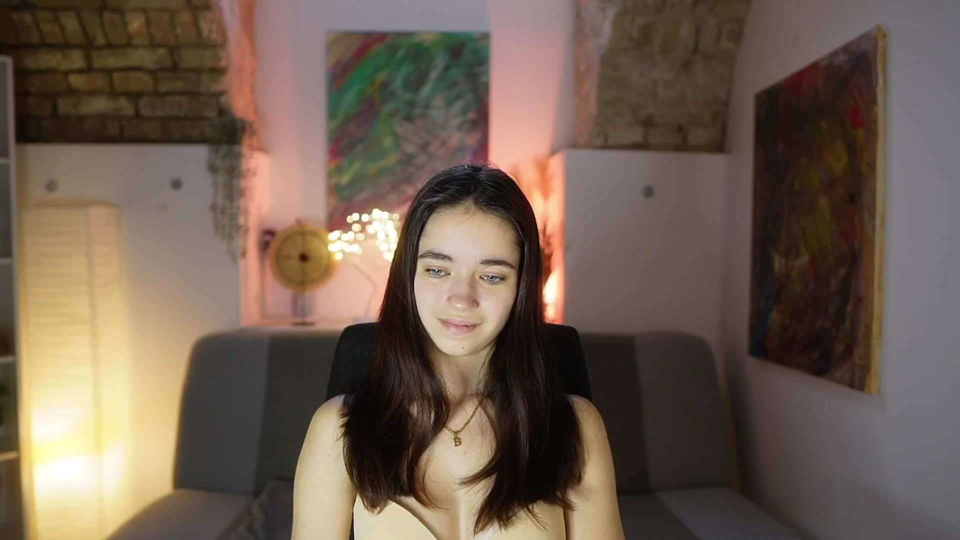 Gallery image thumbnail from Gia_Paige18's myfreecams stream on, 04/08/2025, 13:06 image 18 of 20