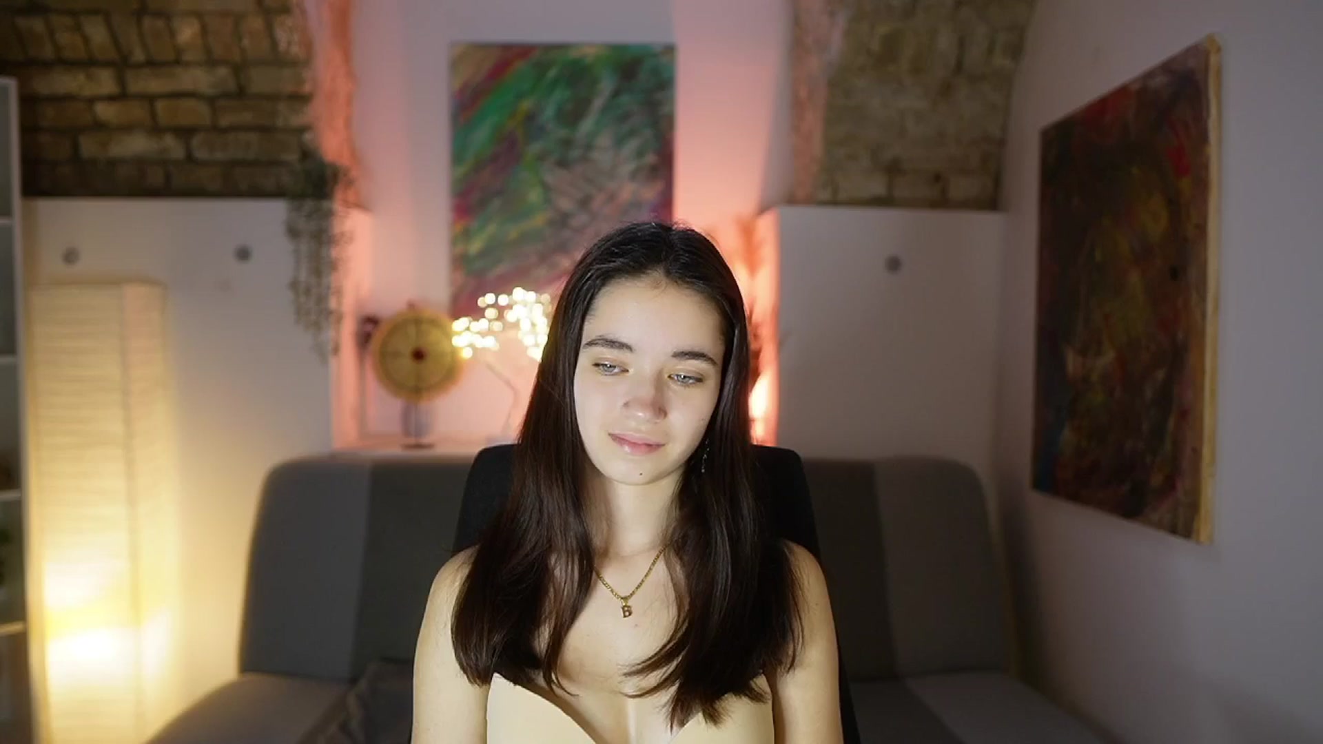 Gallery image thumbnail from Gia_Paige18's myfreecams stream on, 04/08/2025, 13:06 image 17 of 20