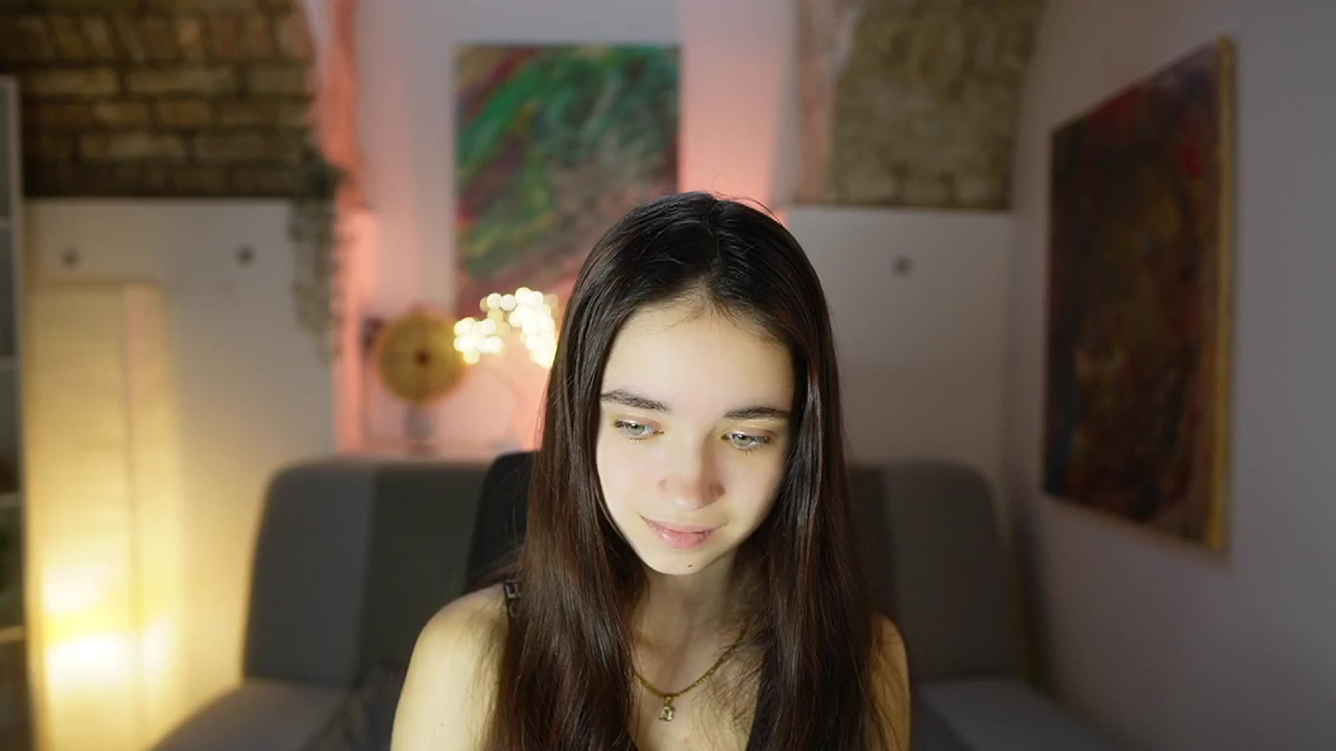 Gallery image thumbnail from Gia_Paige18's myfreecams stream on, 04/08/2025, 13:06 image 2 of 20