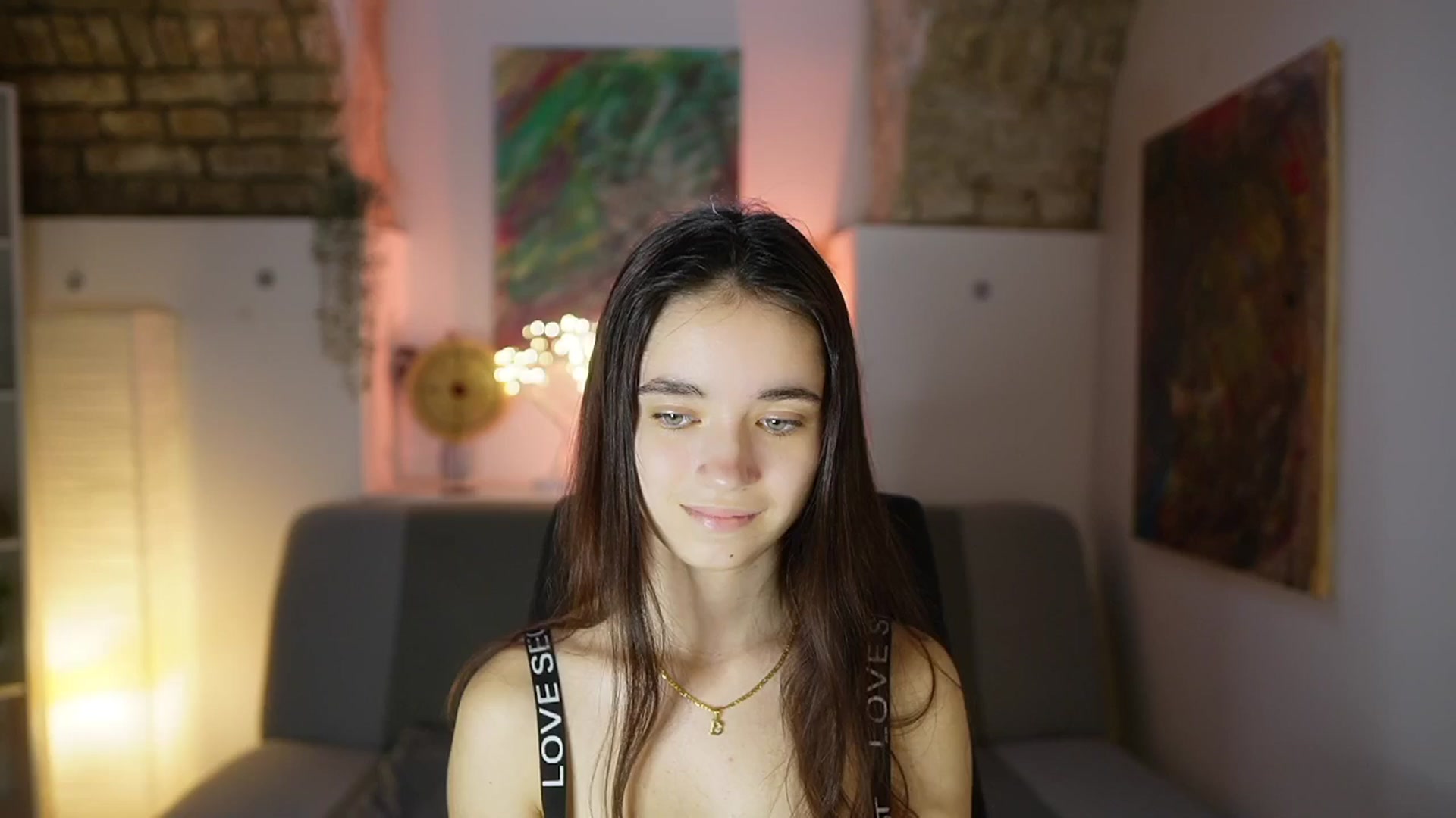 Gallery image thumbnail from Gia_Paige18's myfreecams stream on, 04/08/2025, 13:06 image 19 of 20