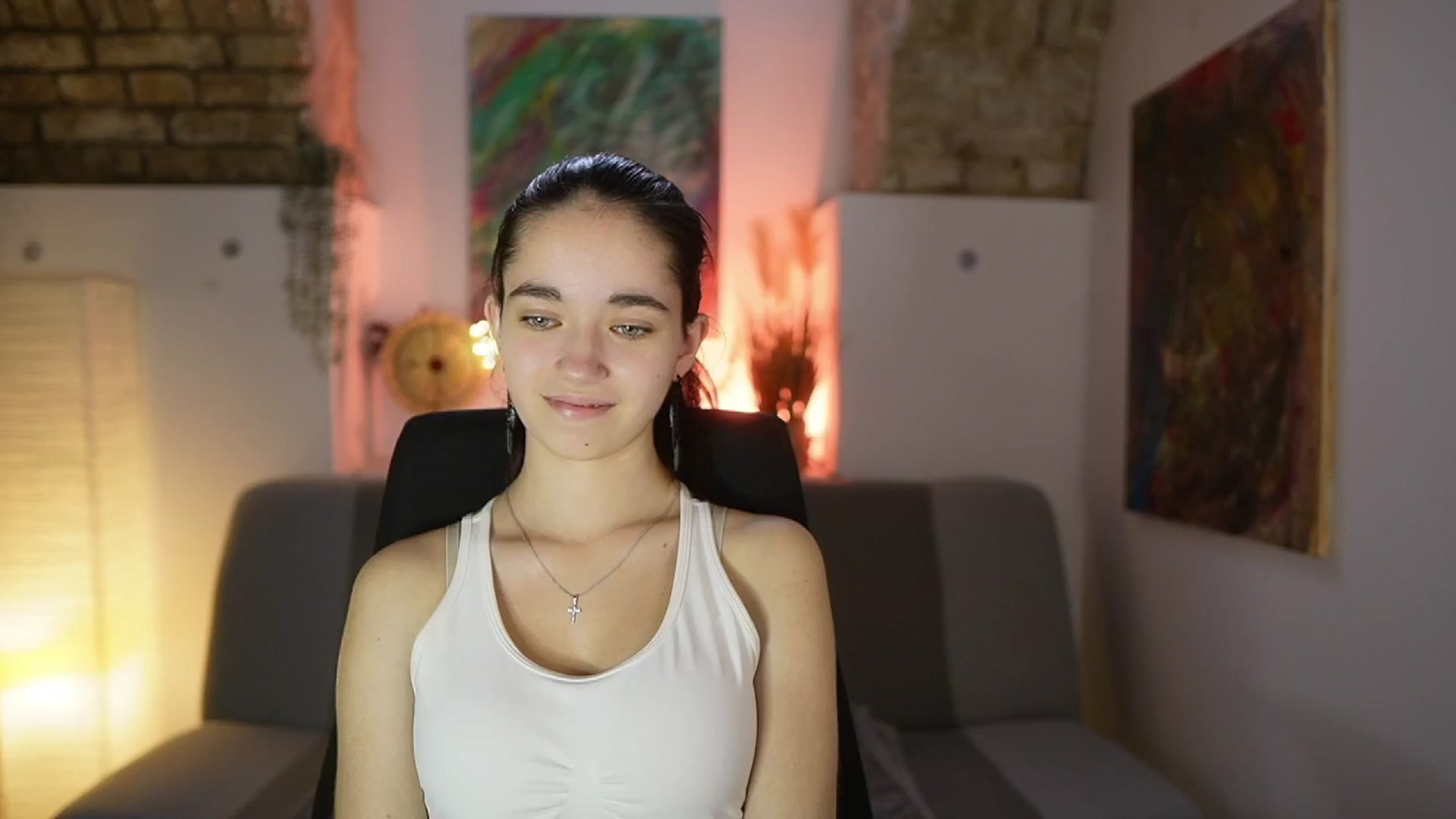 Gallery image thumbnail from Gia_Paige18's myfreecams stream on, 04/16/2025, 11:09 image 1 of 20