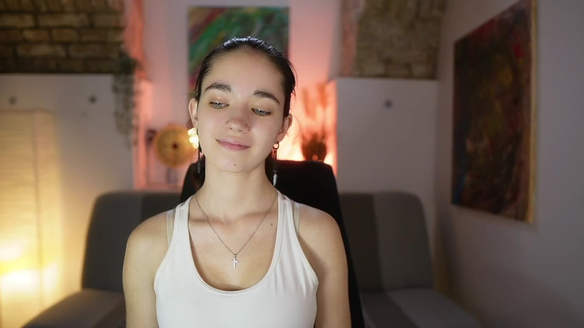 Gallery image thumbnail from Gia_Paige18's myfreecams stream on, 04/16/2025, 11:09 image 8 of 20