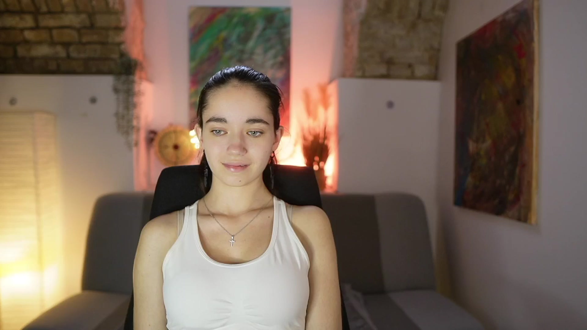 Gallery image thumbnail from Gia_Paige18's myfreecams stream on, 04/16/2025, 11:09 image 4 of 20