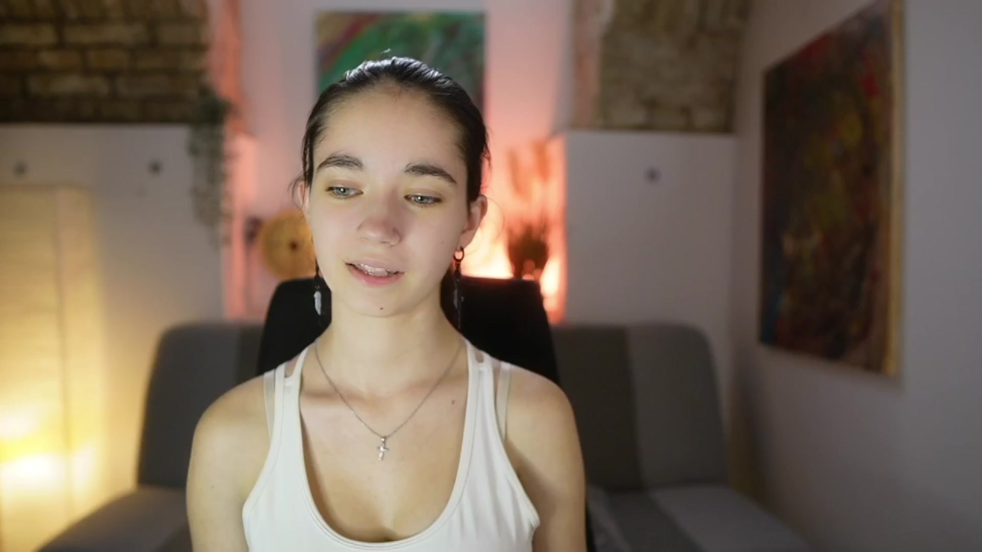 Gallery image thumbnail from Gia_Paige18's myfreecams stream on, 04/16/2025, 12:33 image 7 of 20