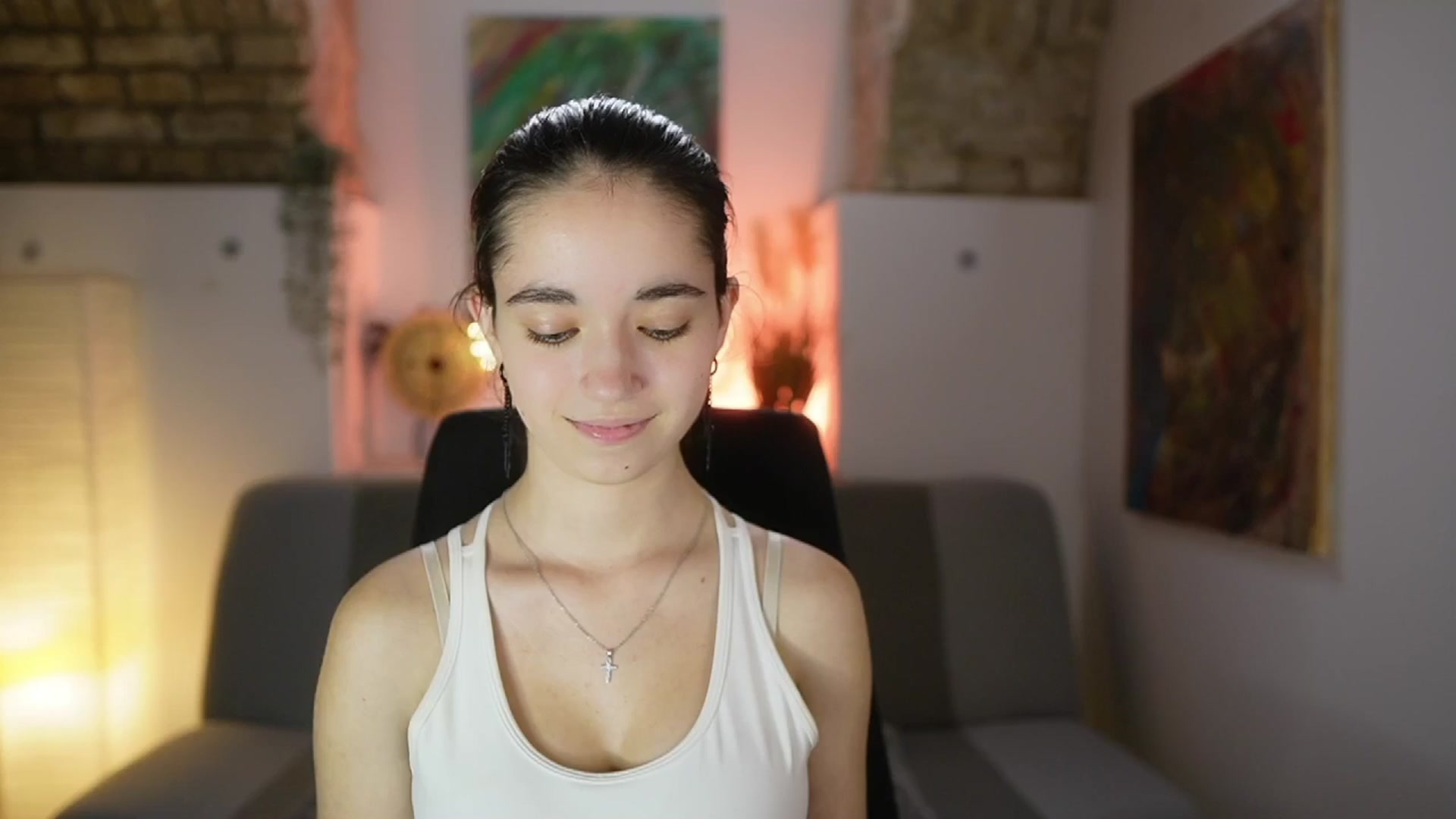 Gallery image thumbnail from Gia_Paige18's myfreecams stream on, 04/16/2025, 12:33 image 19 of 20