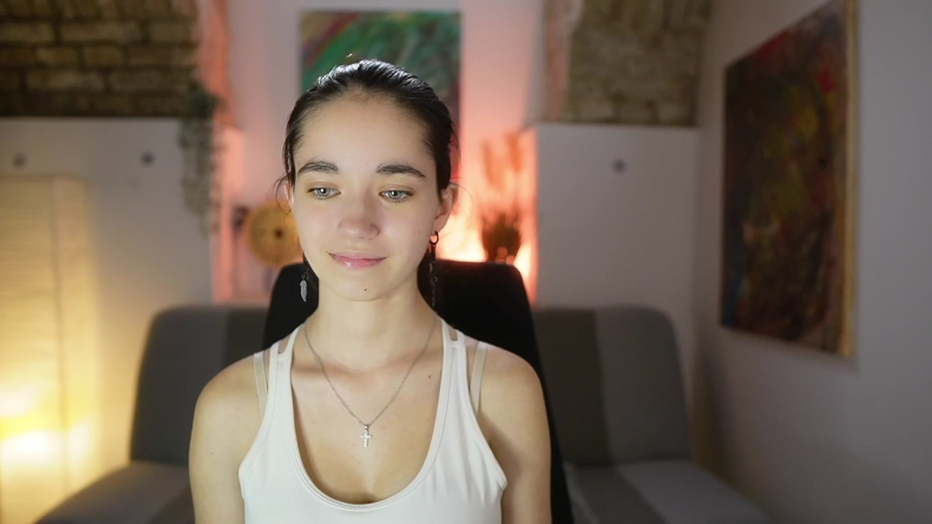 Gallery image thumbnail from Gia_Paige18's myfreecams stream on, 04/16/2025, 12:33 image 17 of 20