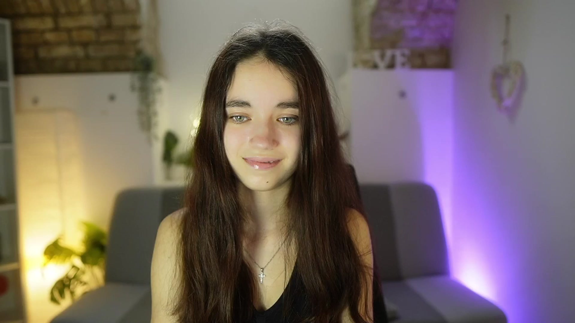 Gallery image thumbnail from Gia_Paige18's myfreecams stream on, 04/23/2025, 12:59 image 12 of 20