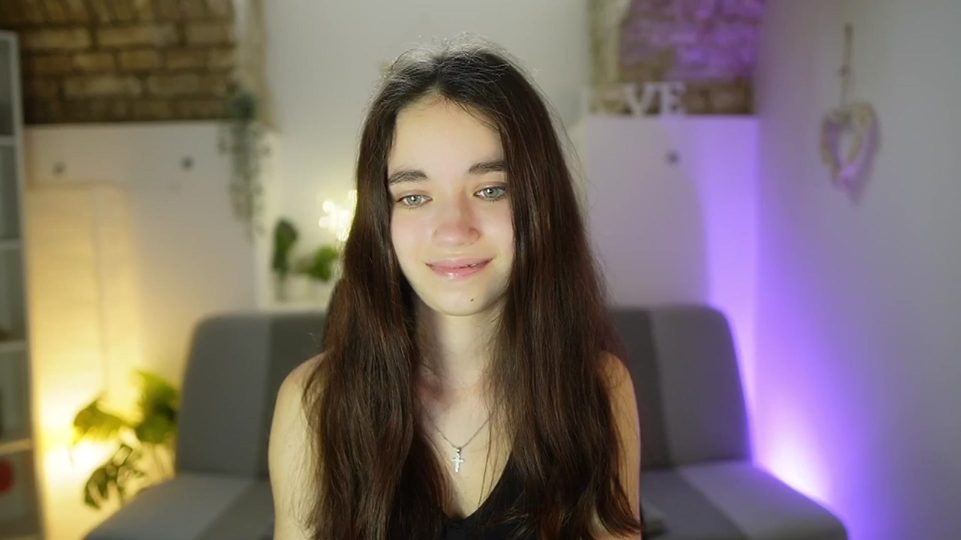 Gallery image thumbnail from Gia_Paige18's myfreecams stream on, 04/23/2025, 12:59 image 13 of 20