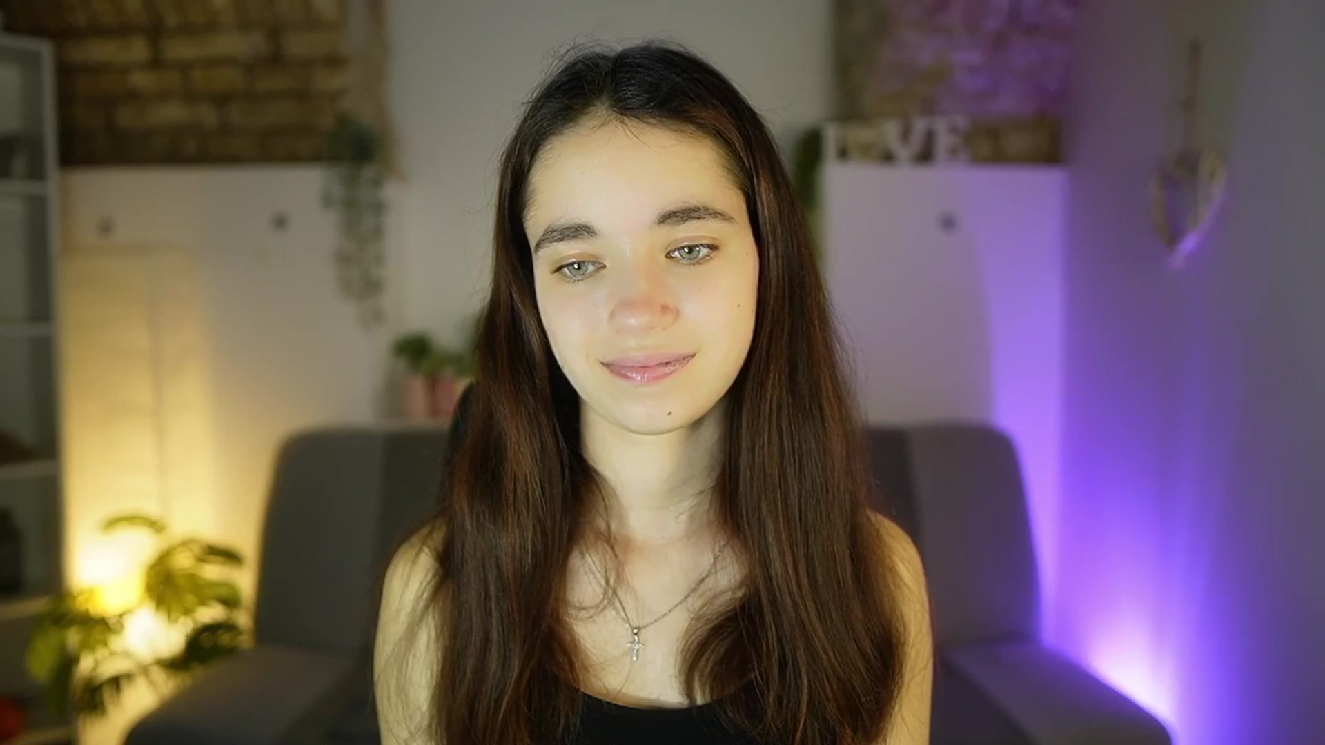 Gallery image thumbnail from Gia_Paige18's myfreecams stream on, 04/24/2025, 13:44 image 11 of 20