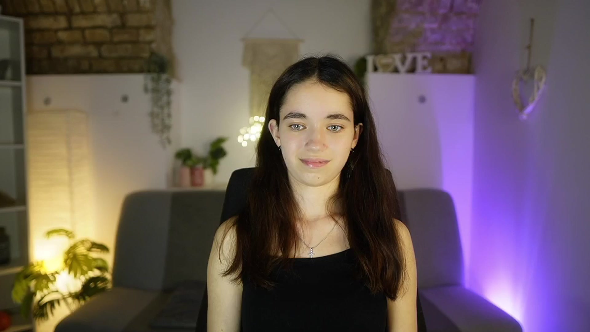 Gallery image thumbnail from Gia_Paige18's myfreecams stream on, 04/24/2025, 17:46 image 20 of 20
