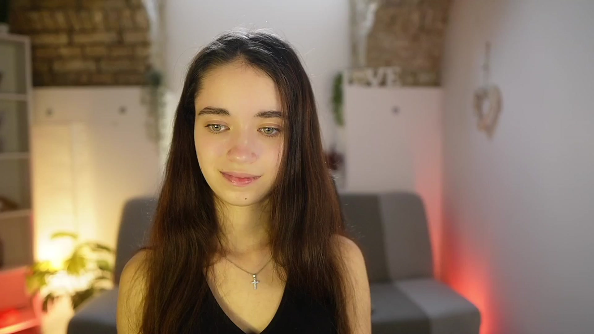 Gallery image thumbnail from Gia_Paige18's myfreecams stream on, 05/02/2025, 17:06 image 4 of 20
