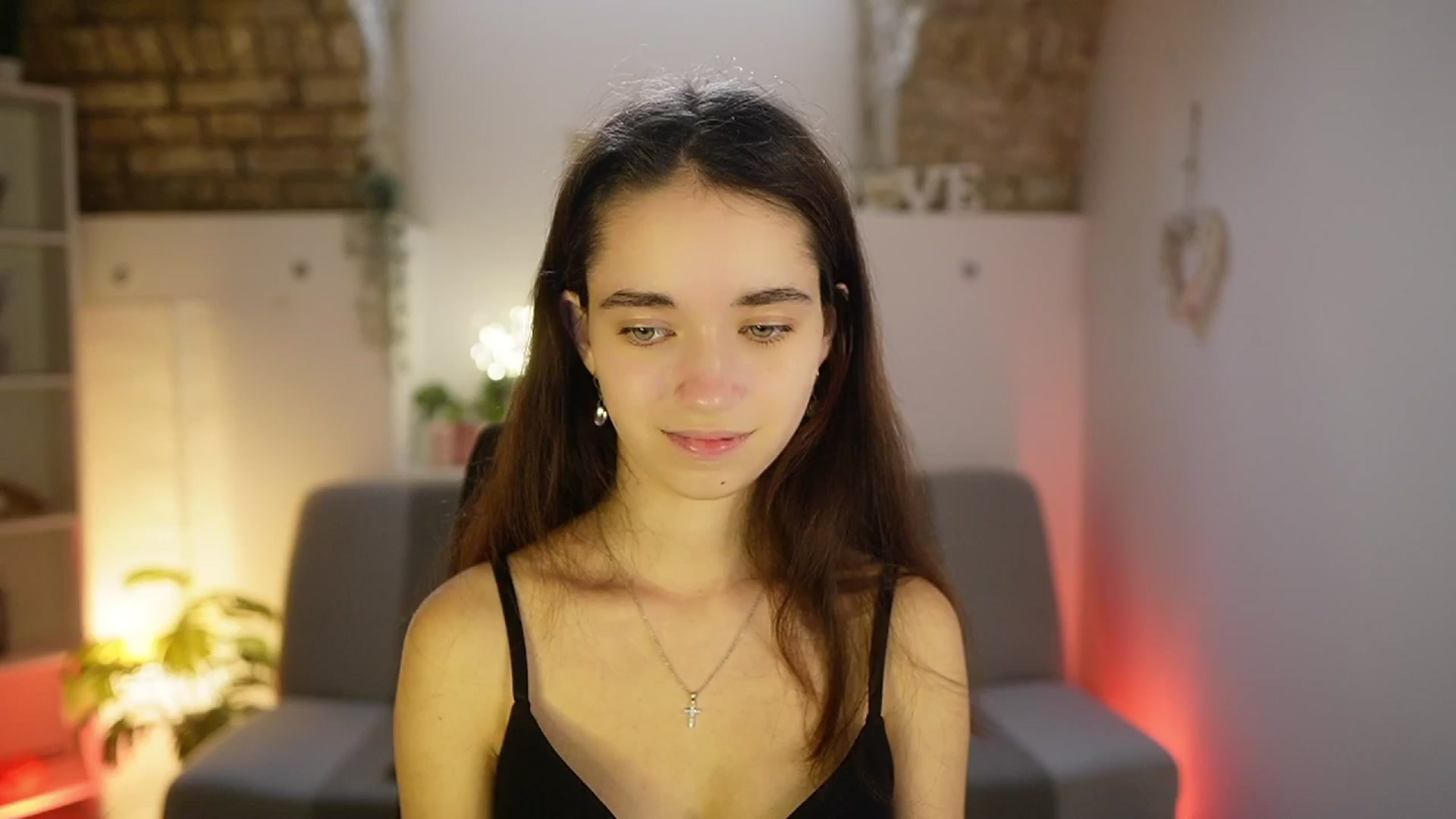 Gallery image thumbnail from Gia_Paige18's myfreecams stream on, 05/02/2025, 17:06 image 6 of 20