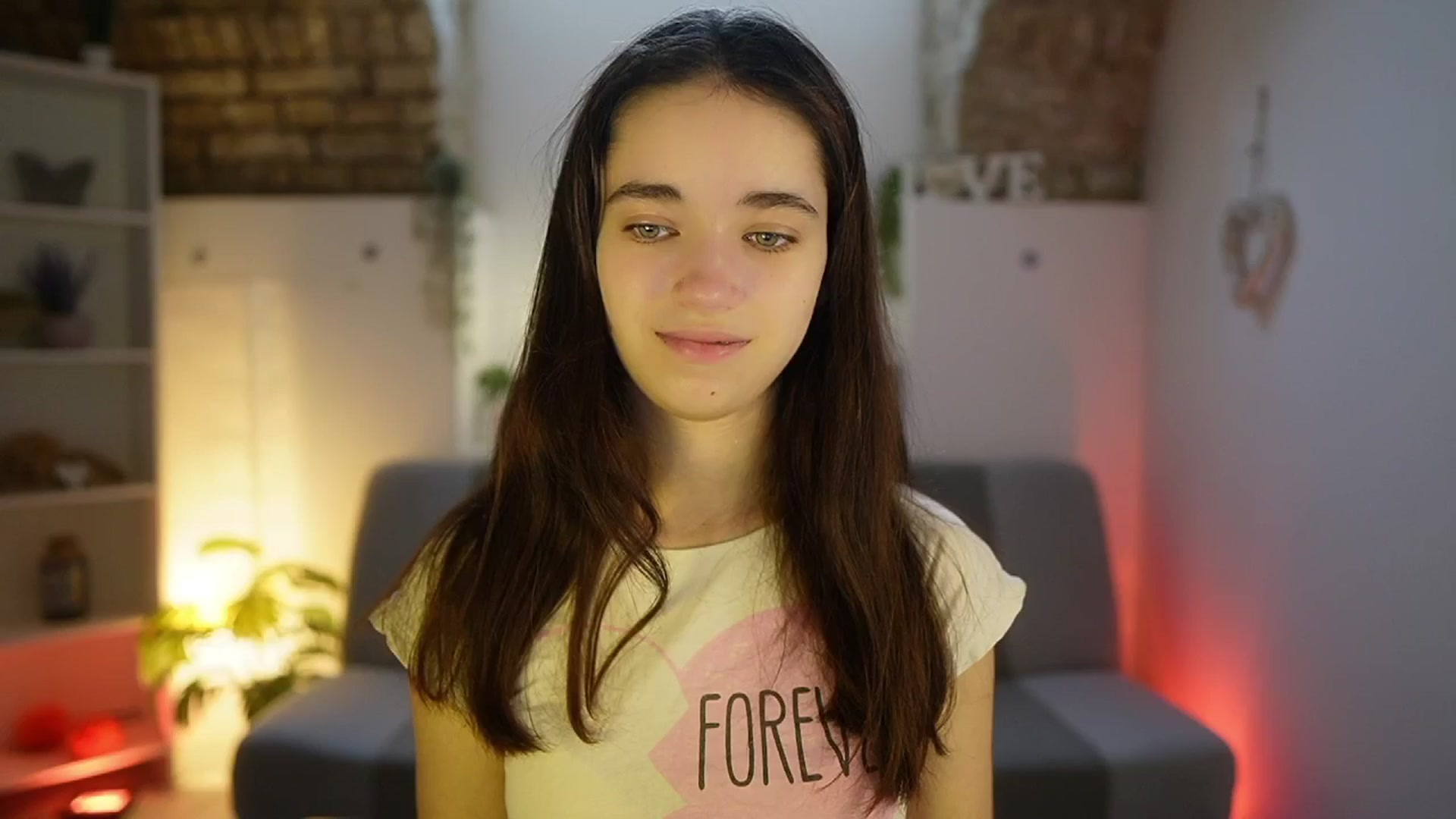 Gallery image thumbnail from Gia_Paige18's myfreecams stream on, 05/03/2025, 09:08 image 6 of 20