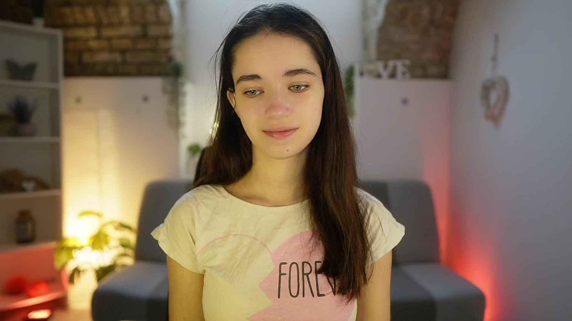 Gallery image thumbnail from Gia_Paige18's myfreecams stream on, 05/03/2025, 09:08 image 2 of 20