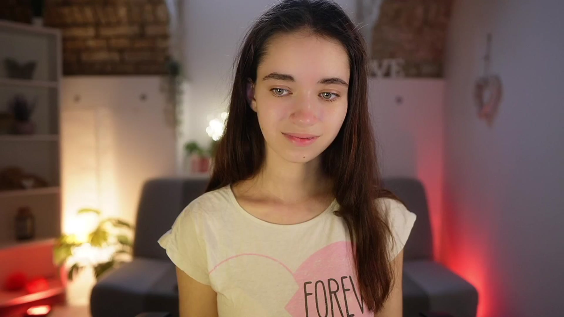 Gallery image thumbnail from Gia_Paige18's myfreecams stream on, 05/03/2025, 12:57 image 2 of 20