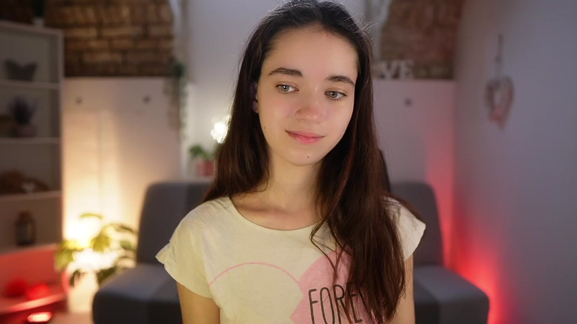 Gallery image thumbnail from Gia_Paige18's myfreecams stream on, 05/03/2025, 12:57 image 14 of 20