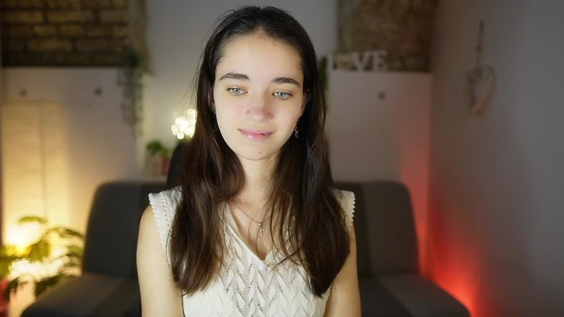 Gallery image thumbnail from Gia_Paige18's myfreecams stream on, 05/05/2025, 12:59 image 9 of 20