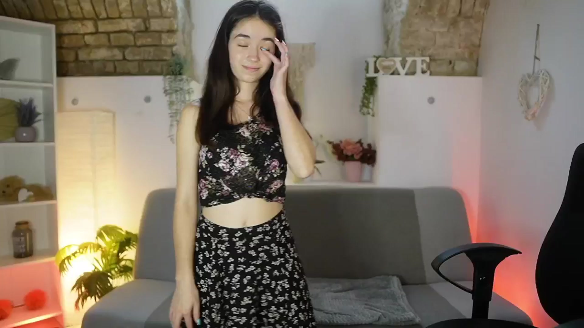 Gallery image thumbnail from Gia_Paige18's myfreecams stream on, 05/09/2025, 12:52 image 19 of 20