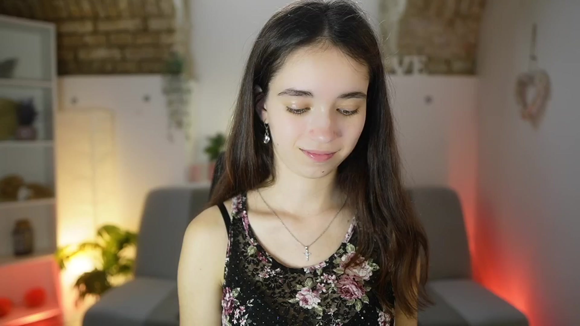 Gallery image thumbnail from Gia_Paige18's myfreecams stream on, 05/09/2025, 14:21 image 14 of 20