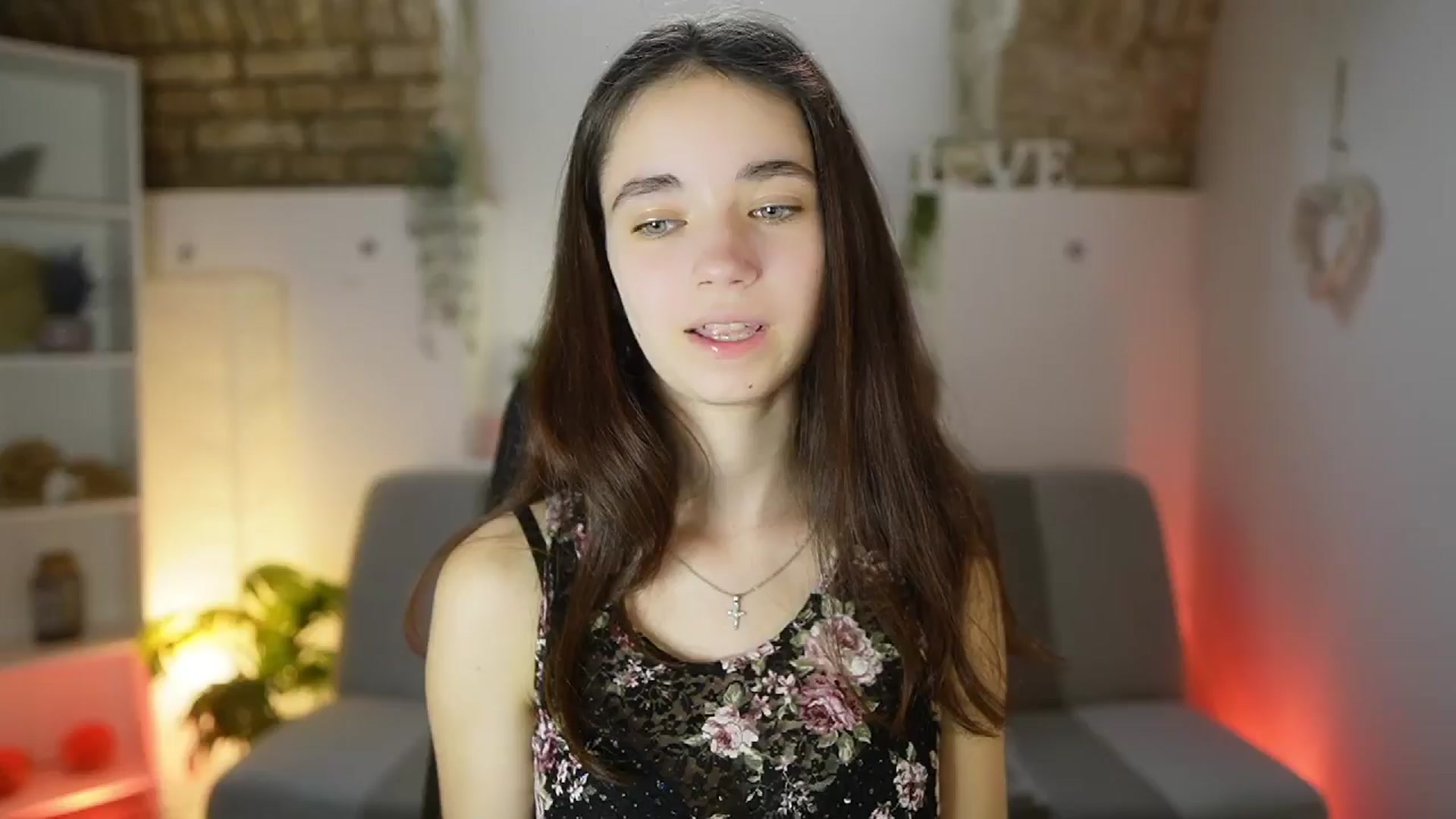Gallery image thumbnail from Gia_Paige18's myfreecams stream on, 05/09/2025, 14:21 image 18 of 20