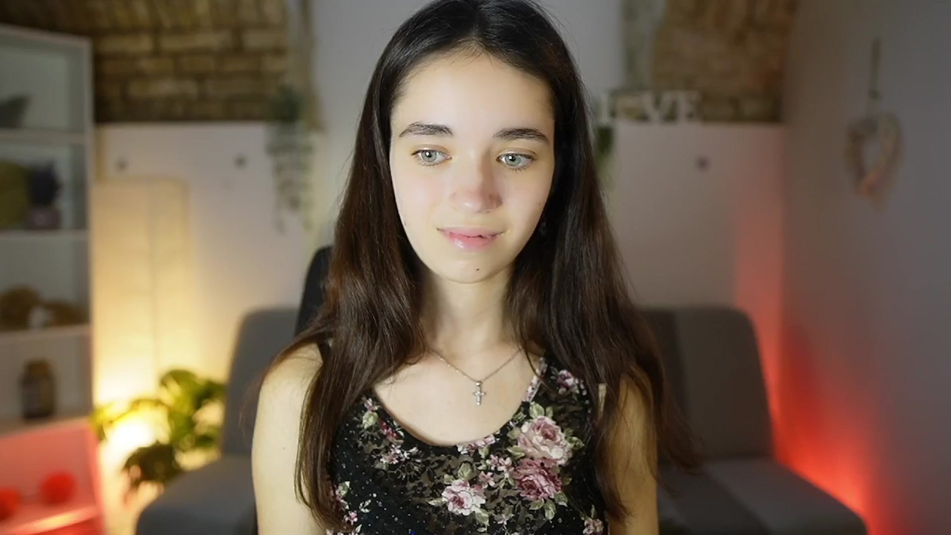 Gallery image thumbnail from Gia_Paige18's myfreecams stream on, 05/09/2025, 15:34 image 14 of 20