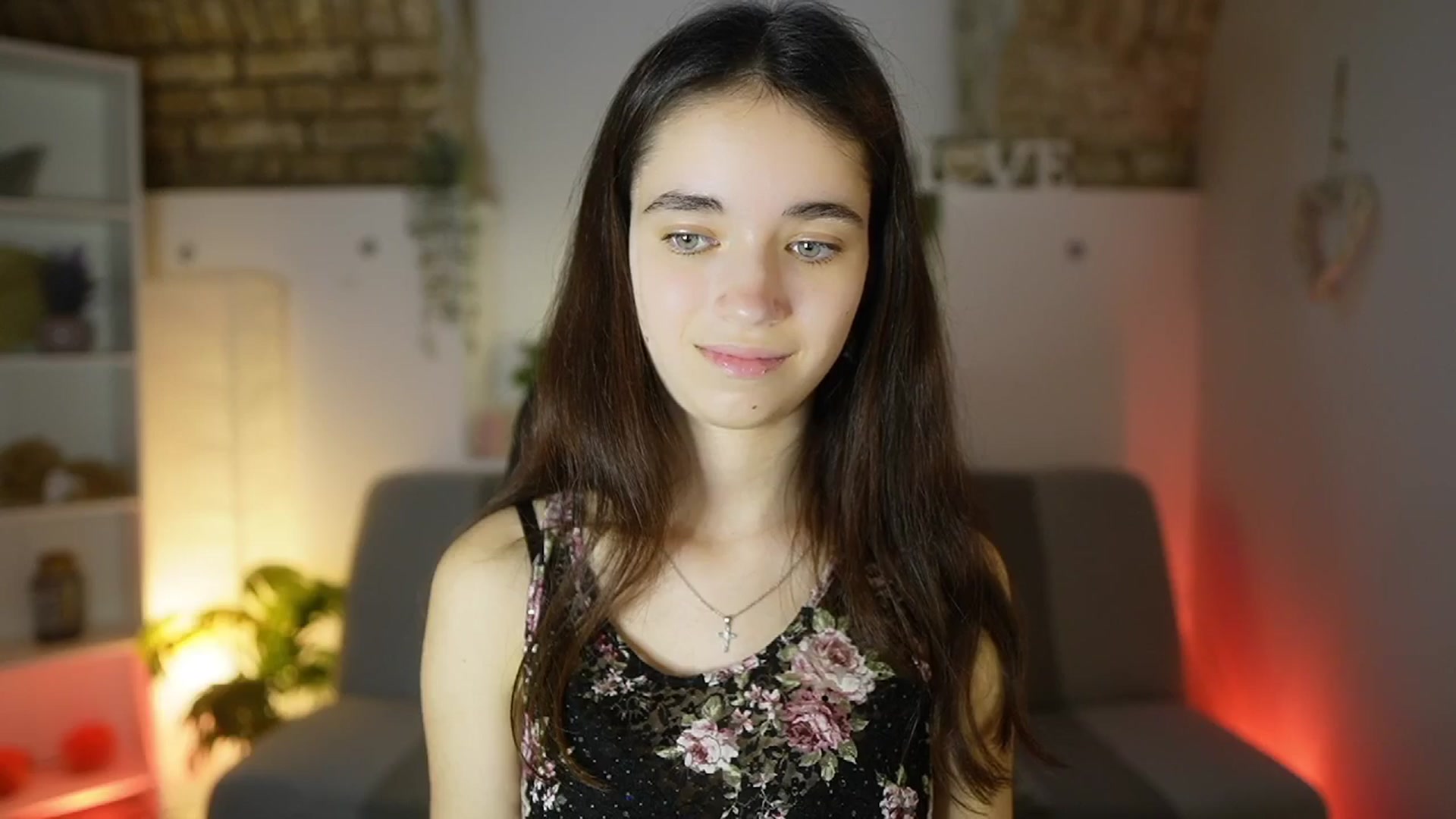 Gallery image thumbnail from Gia_Paige18's myfreecams stream on, 05/09/2025, 16:17 image 13 of 20