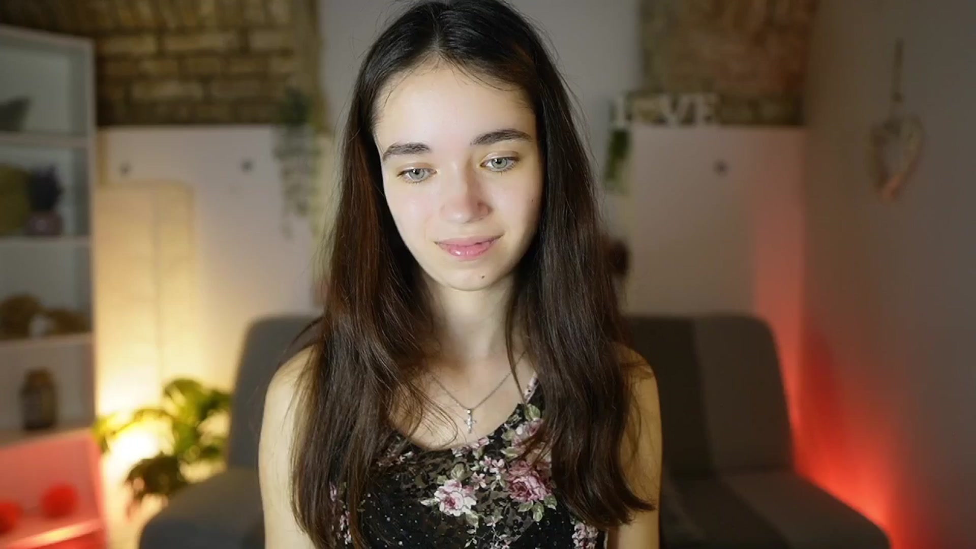 Gallery image thumbnail from Gia_Paige18's myfreecams stream on, 05/09/2025, 17:57 image 16 of 20