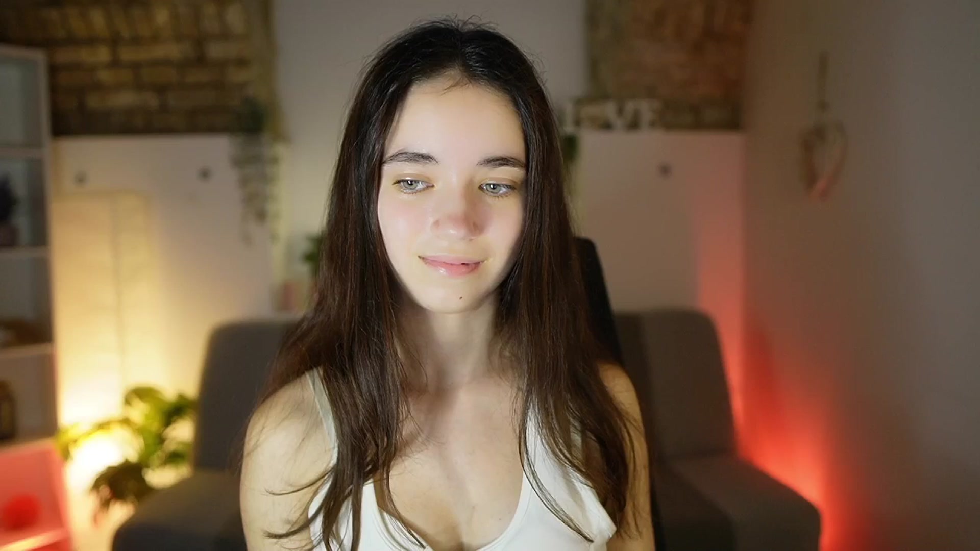 Gallery image thumbnail from Gia_Paige18's myfreecams stream on, 05/11/2025, 17:50 image 17 of 20