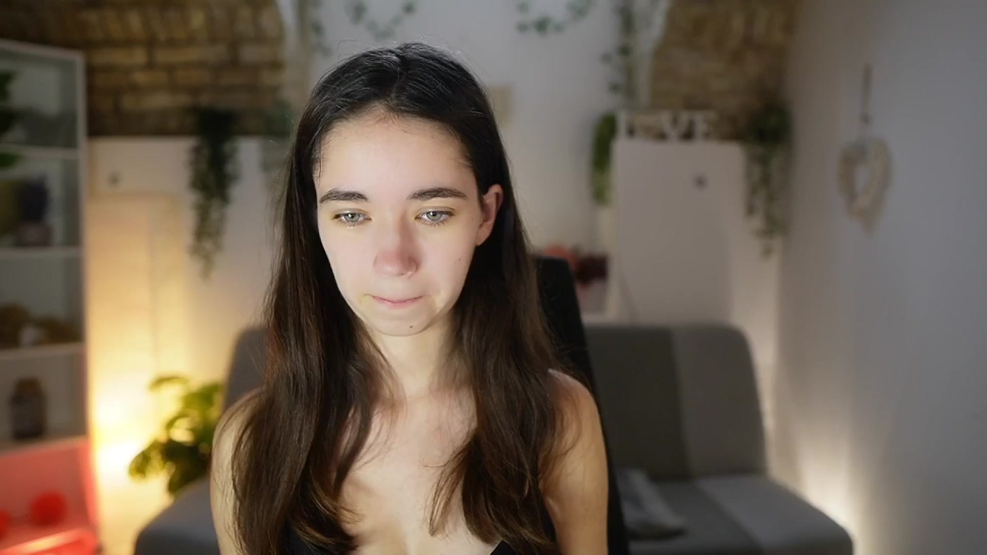 Gallery image thumbnail from Gia_Paige18's myfreecams stream on, 05/13/2025, 13:02 image 12 of 20