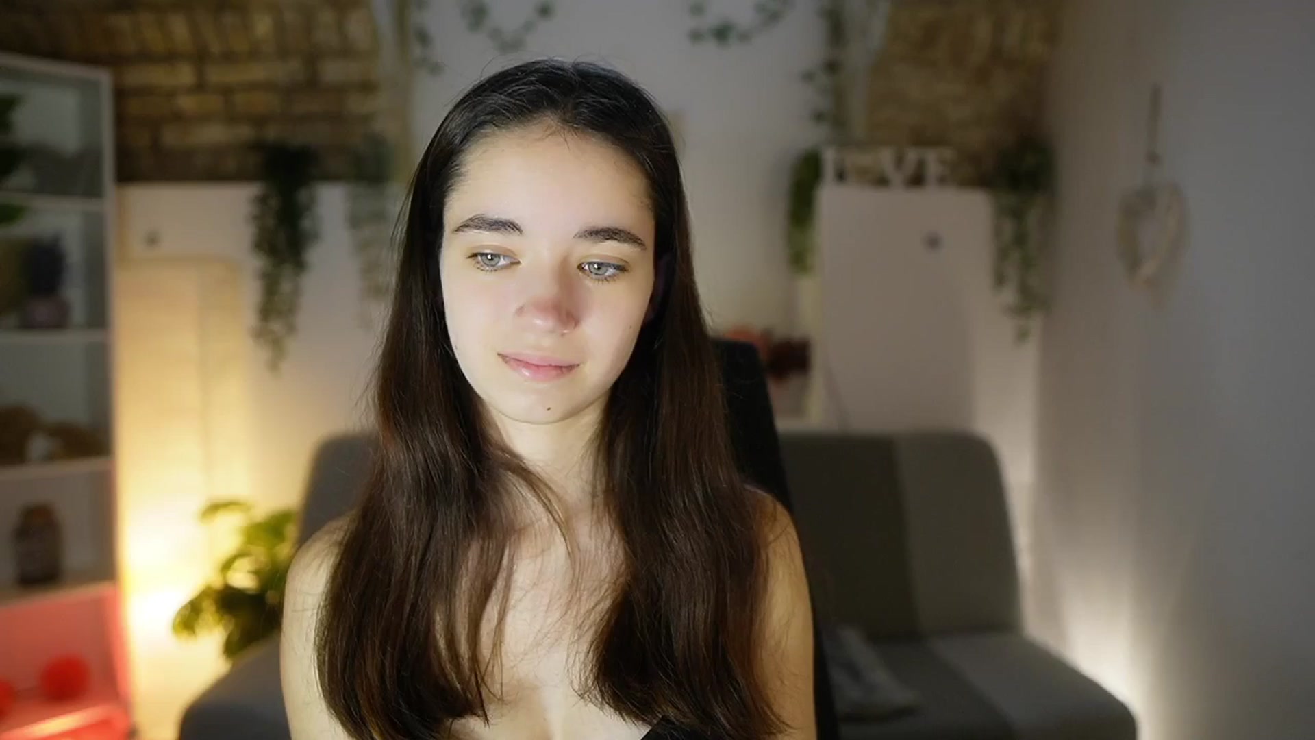 Gallery image thumbnail from Gia_Paige18's myfreecams stream on, 05/13/2025, 13:02 image 4 of 20