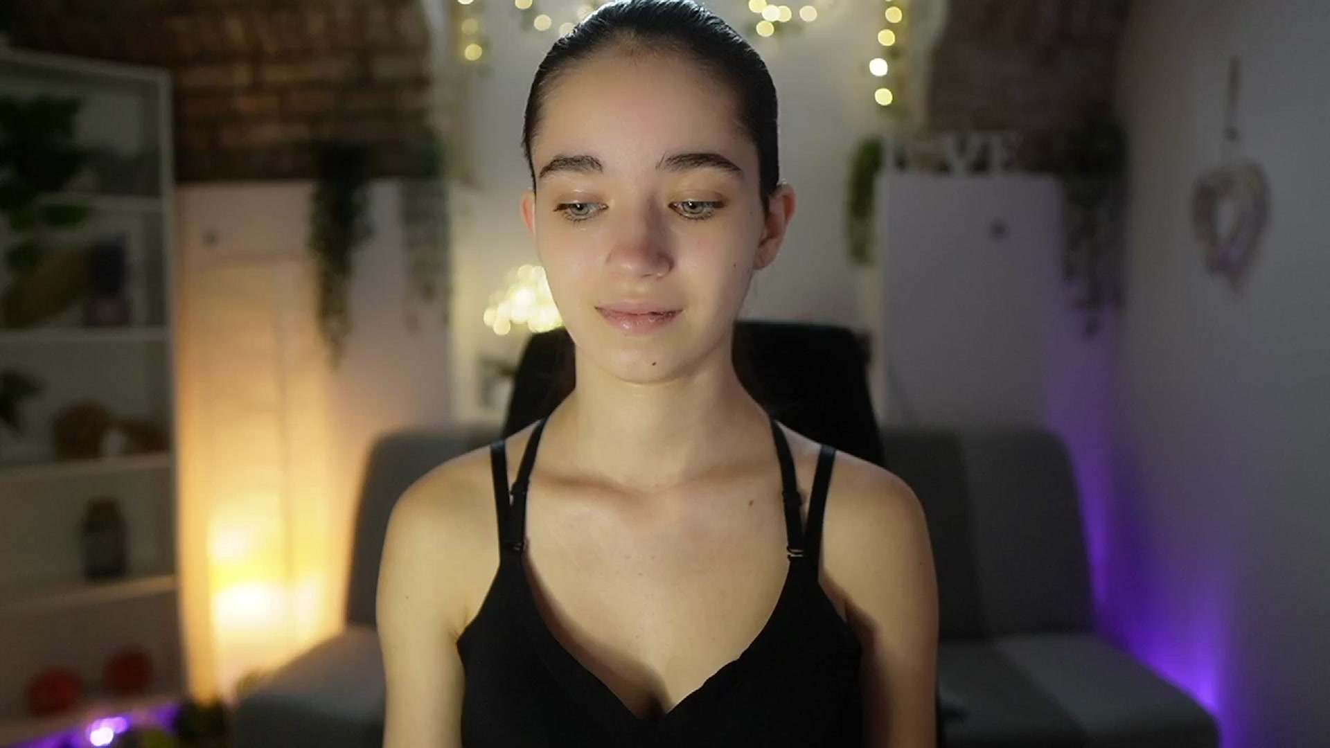 Gallery image thumbnail from Gia_Paige18's myfreecams stream on, 05/25/2025, 09:48 image 5 of 20