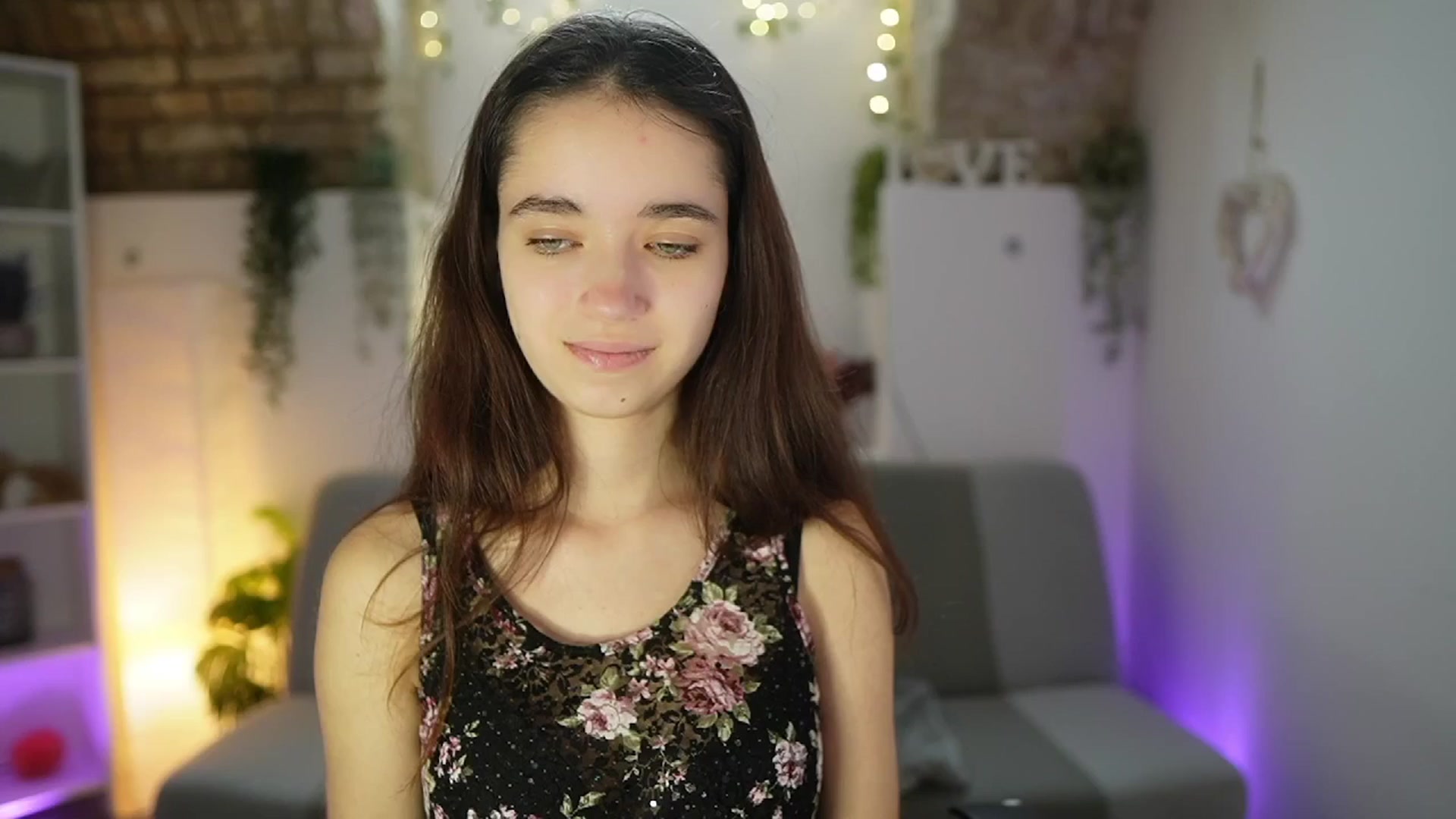 Gallery image thumbnail from Gia_Paige18's myfreecams stream on, 05/29/2025, 09:10 image 4 of 20