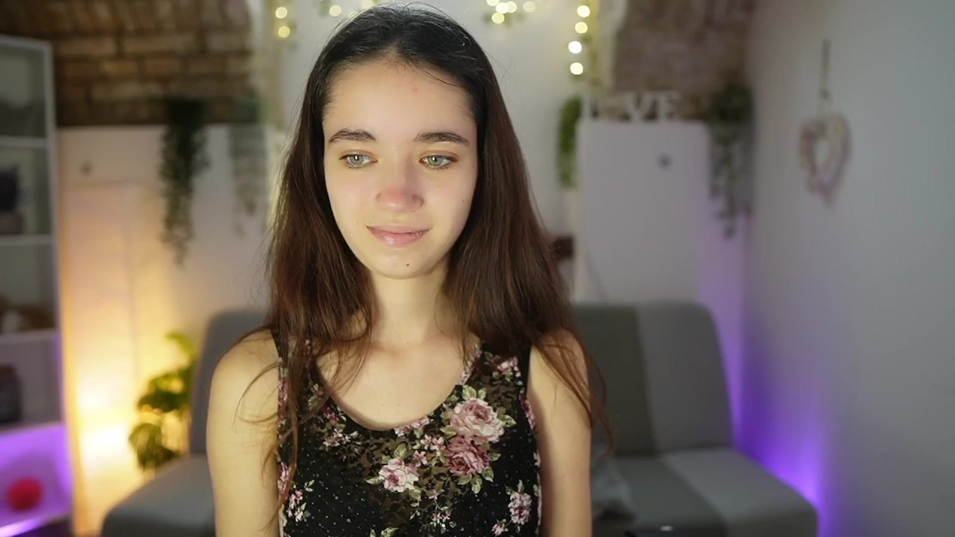 Gallery image thumbnail from Gia_Paige18's myfreecams stream on, 05/29/2025, 09:10 image 5 of 20