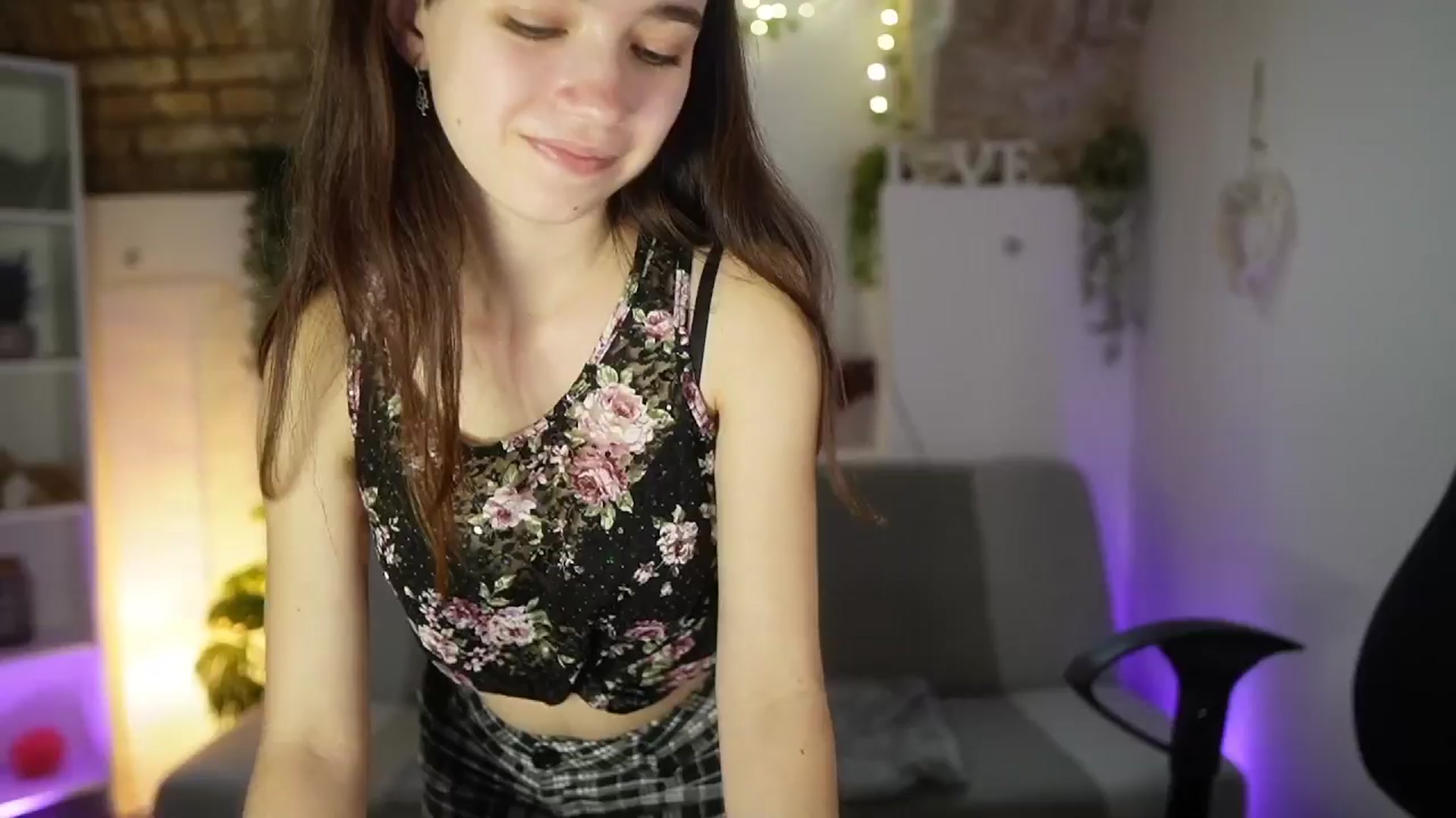 Gallery image thumbnail from Gia_Paige18's myfreecams stream on, 05/29/2025, 12:16 image 5 of 20