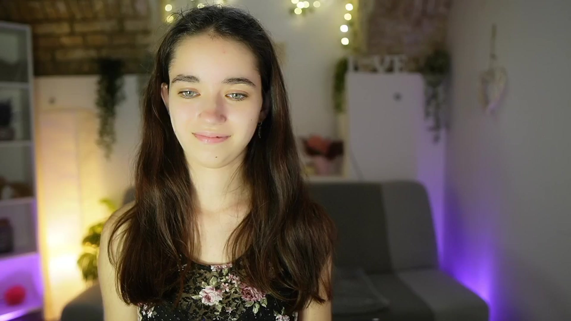 Gallery image thumbnail from Gia_Paige18's myfreecams stream on, 05/29/2025, 12:57 image 3 of 20