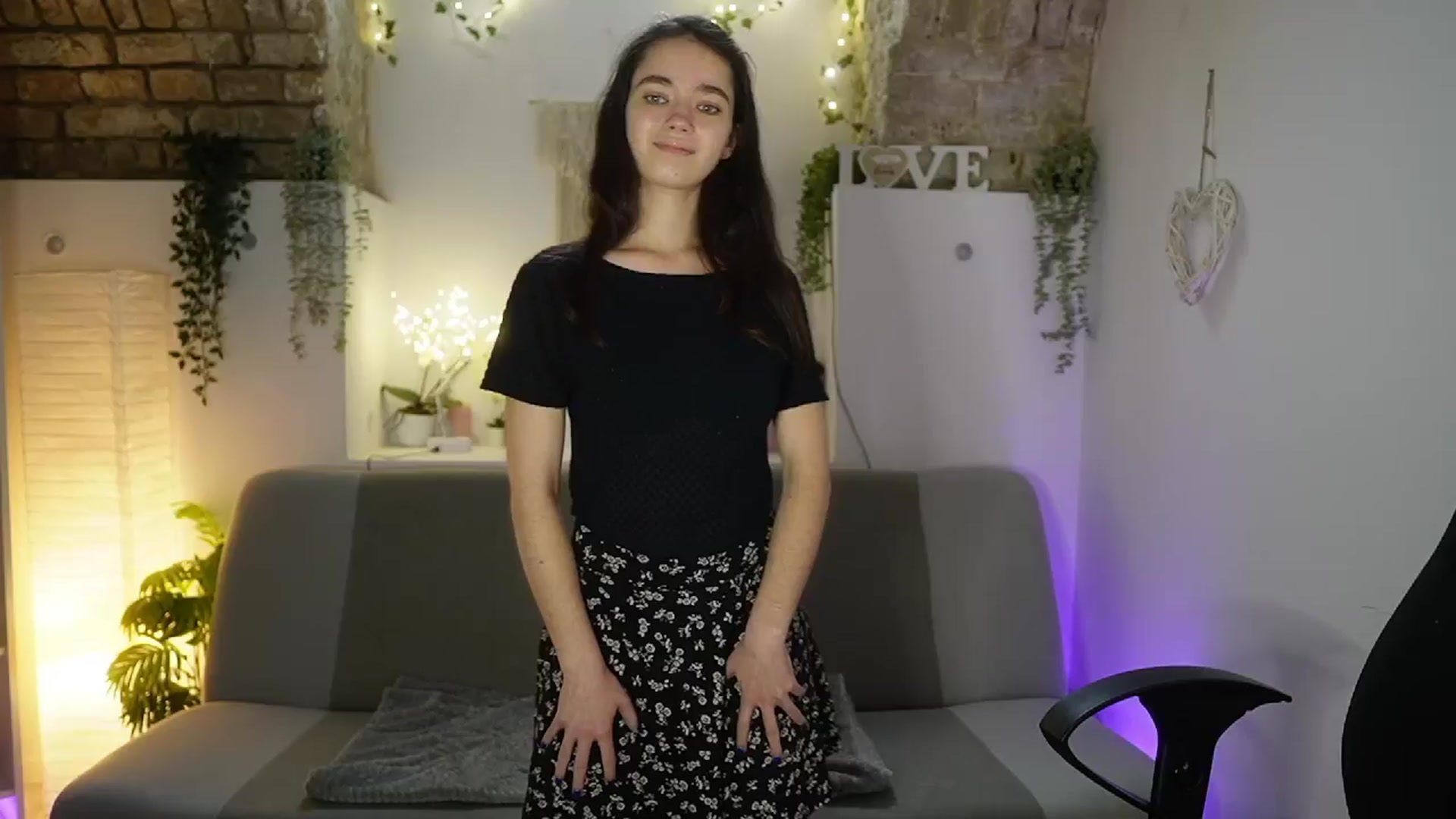 Gallery image thumbnail from Gia_Paige18's myfreecams stream on, 05/30/2025, 13:02 image 11 of 20